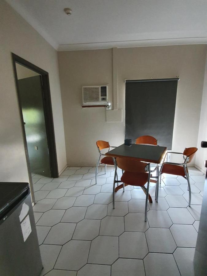 Hotel Allen Townsville Exteriör bild