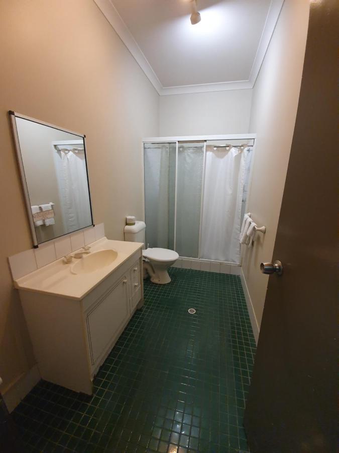 Hotel Allen Townsville Exteriör bild
