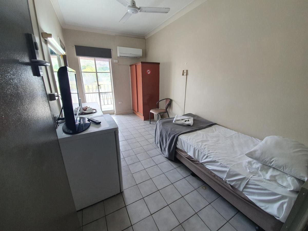 Hotel Allen Townsville Exteriör bild