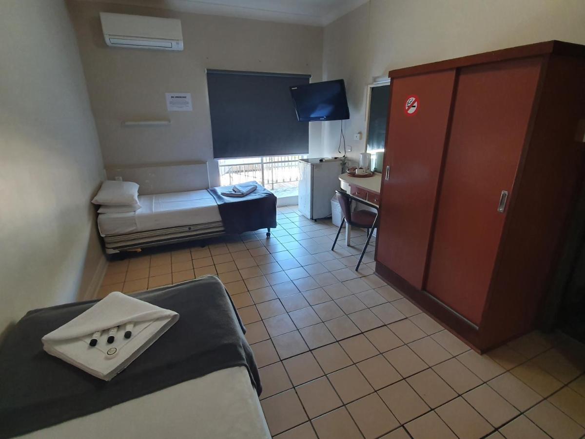 Hotel Allen Townsville Exteriör bild