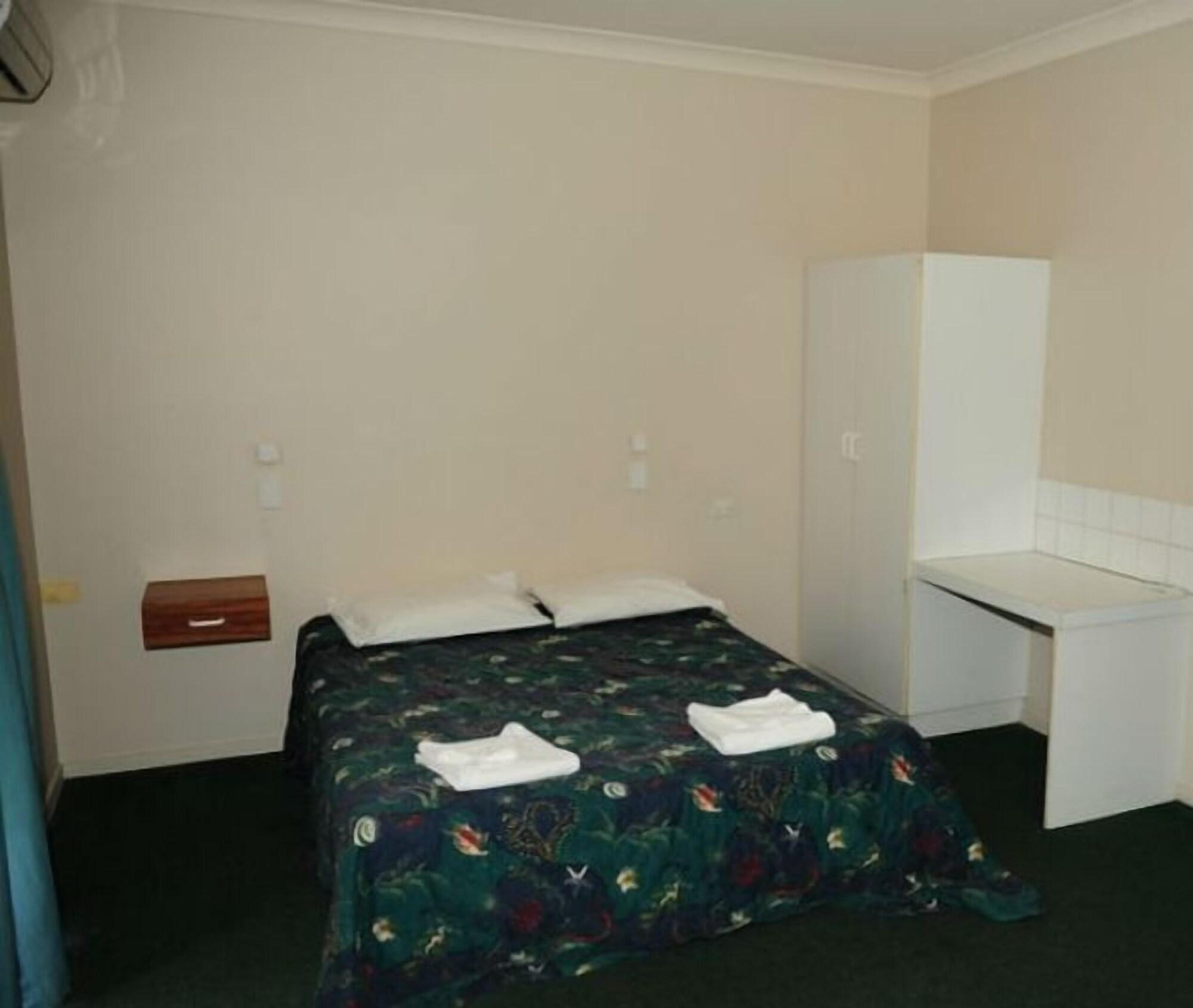 Hotel Allen Townsville Exteriör bild